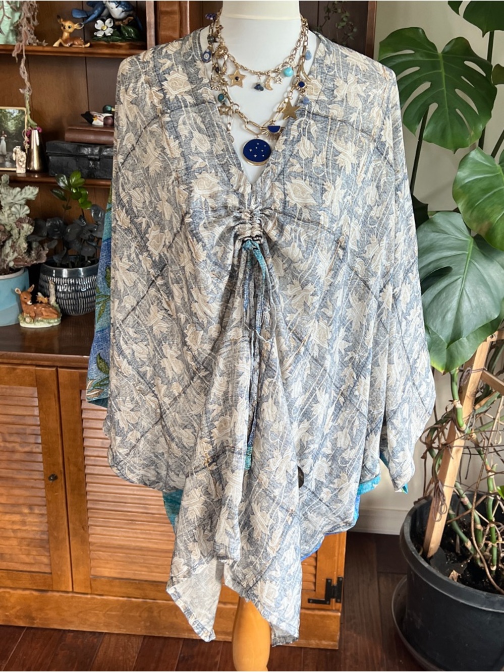 Kantha Bae Moondance Muu Tunic Gray/Blue Floral Cinch Drawstring V-Neck Silk Top